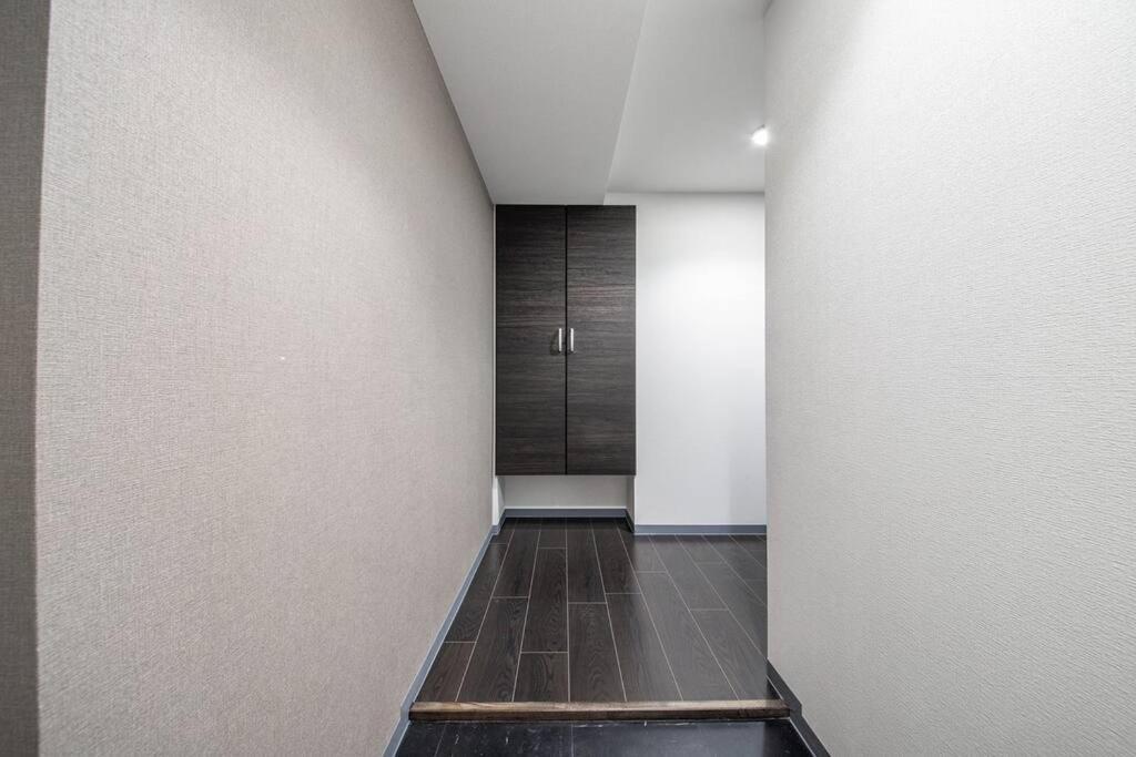 Glitz Apartment โอตารุ ภายนอก รูปภาพ